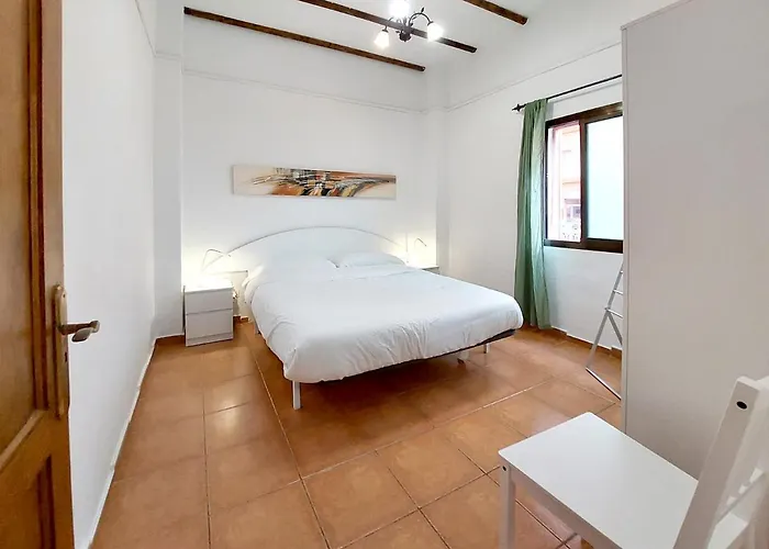 Beach City Apartment *